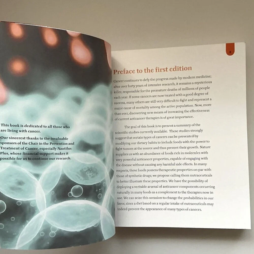 FOODS TO FIGHT CANCER: WHAT TO EAT TO REDUCE YOUR RISK PAPERBACK